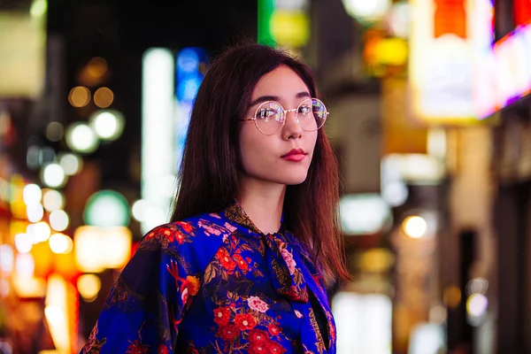 Beautiful Mixed Race Woman Posing Outdoors Background Blurred Neon Lights — Stock Photo, Image