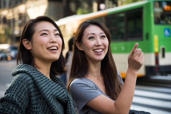 Two Girlfriends Meeting Outdoors Having Fun Japanese People Bonding Tokyo — Stock Photo, Image