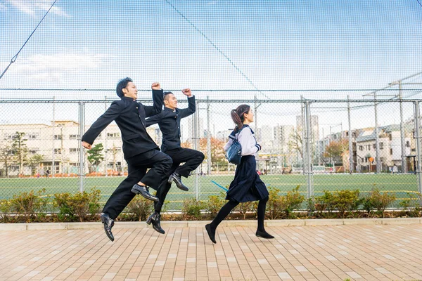 Yung Japanese Students School Uniform Bonding Outdoors Group Asian Teenagers — Stock Photo, Image