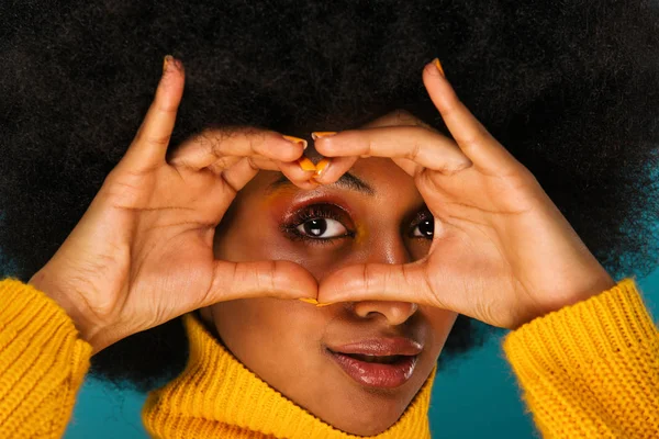 Portret Van Vrij Afro Amerikaanse Vrouw Een Studio Voor Een — Stockfoto