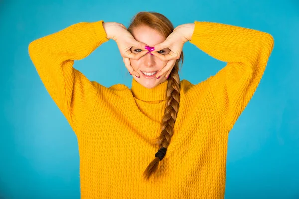 Porträtt Vacker Kvinna Studio För Skönhet Session Vacker Flicka Poserar — Stockfoto