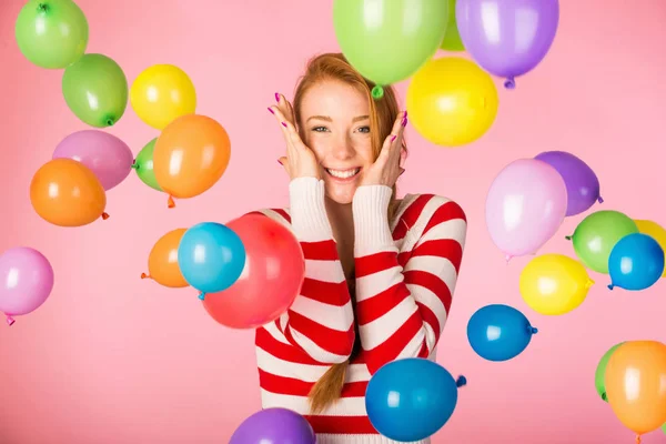 Porträt Einer Hübschen Frau Einem Studio Für Eine Beauty Session — Stockfoto