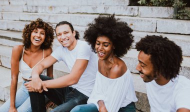 Zaman togeher New York'ta harcama arkadaş grubu,