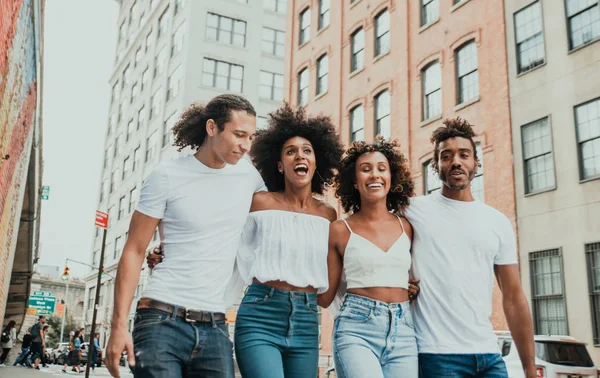 Groep Vrienden Uitgaven Tijd Togeher New York City — Stockfoto