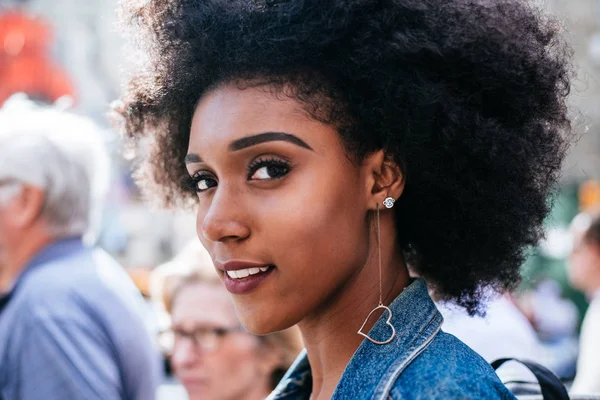 Young Beautiful Girl Walking Time Square Manhattan Lifestyle Concepts New — Stock Photo, Image