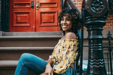 New york City, new Yorklular ve yaşam tarzı hakkında kavram yürümeye güzel kız