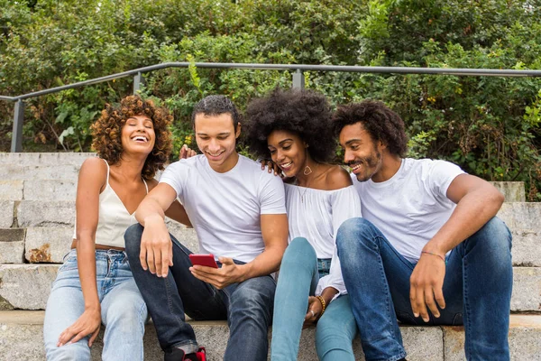 Grupo Amigos Afroamericanos Que Unem Manhattan Nova York Jovens Adultos — Fotografia de Stock