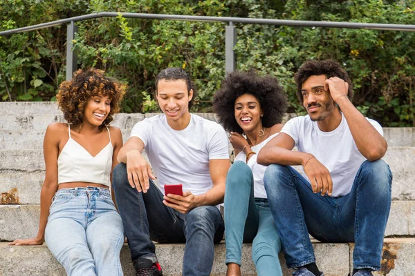 Groep Afroamerican Vrienden Bonding Manhattan New York Jonge Volwassenen Plezier — Stockfoto