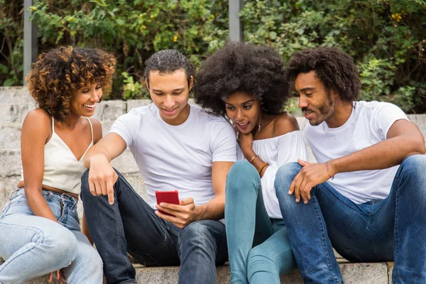 Groep Afroamerican Vrienden Bonding Manhattan New York Jonge Volwassenen Plezier — Stockfoto