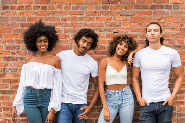 Group Afroamerican Friends Bonding Manhattan New York Young Adults Having — Stock Photo, Image