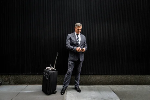 Senior Corporate Manager Mit Elegantem Anzug Freien Geschäftsmann New York — Stockfoto