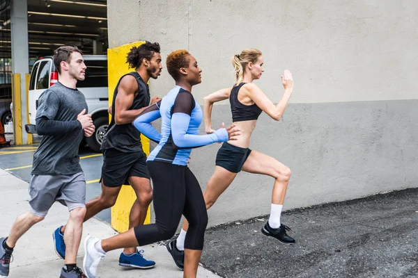 Groupe Multi Ethnique Coureurs Entraînant Extérieur Des Gens Sportifs Qui — Photo