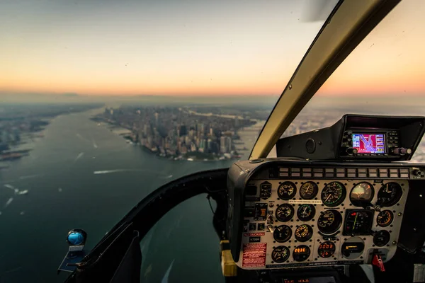 ヘリコプターツアーからニューヨーク市 — ストック写真
