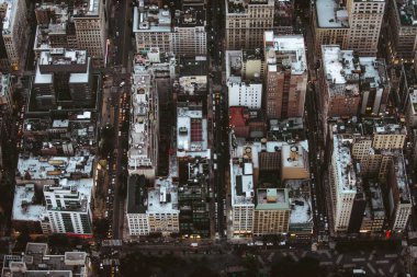 Helikopter turunda New York şehri