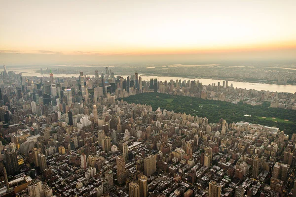 New York City från helikoptertur — Stockfoto