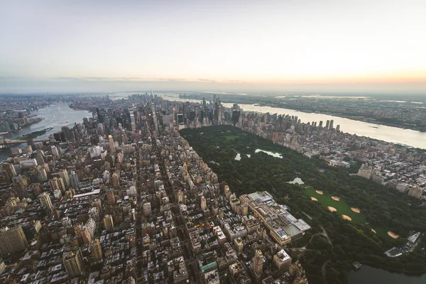 New York City från helikoptertur — Stockfoto