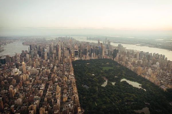 Nueva York desde el tour en helicóptero — Foto de Stock