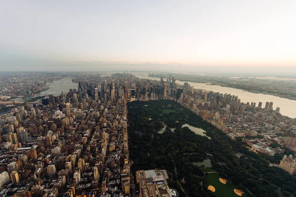 New York City från helikoptertur — Stockfoto