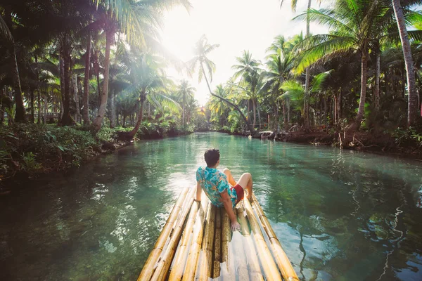 Palm tree jungle in the philippines. concept about wanderlust tr — Stock Photo, Image