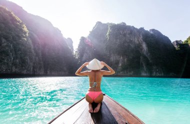 Güzel kadın phi phi adası ve maya b bir gezi yapma