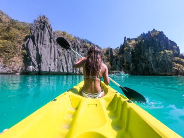 El Nido, Palawan, Filipinler içinde tropikal plaj