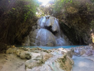 Aguinid Cebu, Filipinler Falls