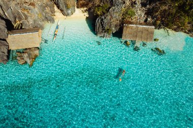 Tropical Beach-Coron, Filipinler