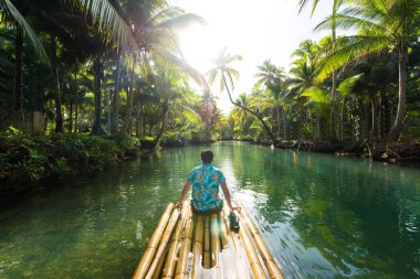 Maasin nehrinde palto, Siargao