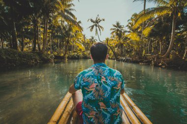 Maasin nehrinde palto, Siargao