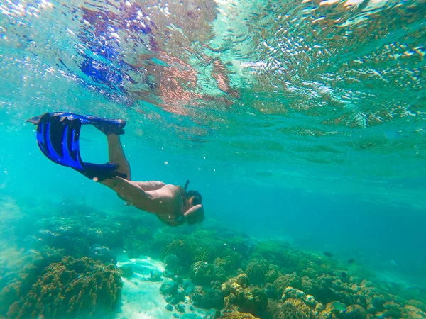 Tropical Beach in Coron, Fülöp-szigetek — Stock Fotó