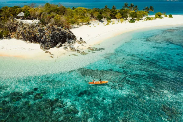 Plage tropicale à Coron, Philippines — Photo