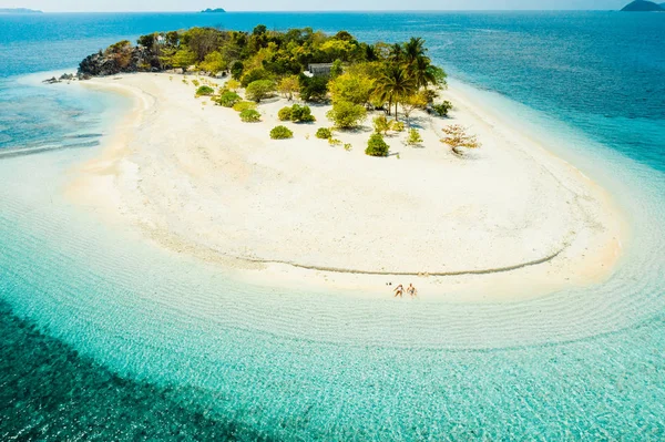 Tropical beach in Coron, Philippines — Stock Photo, Image