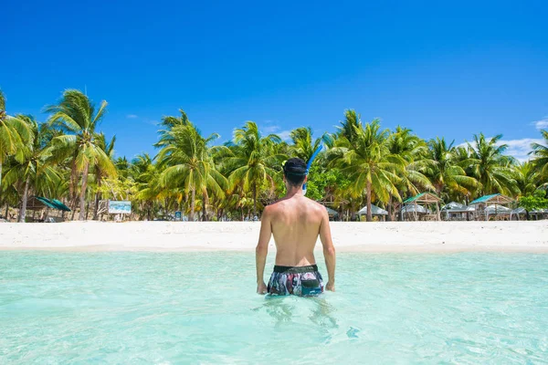 Tropical Beach in Coron, Filipijnen — Stockfoto
