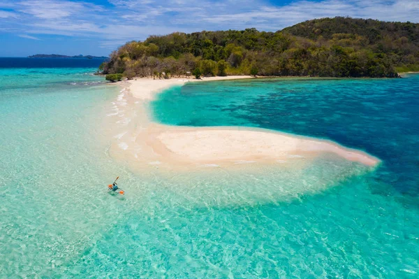 Tropical beach in Coron, Philippines — Stock Photo, Image