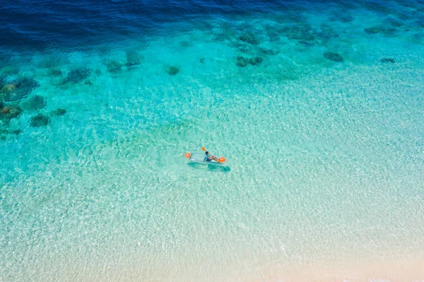 Tropical Beach i Coron, Filippinerna — Stockfoto