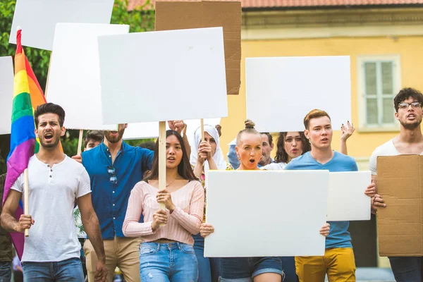 Działacze demonstrujący przeciw problemom społecznym — Zdjęcie stockowe