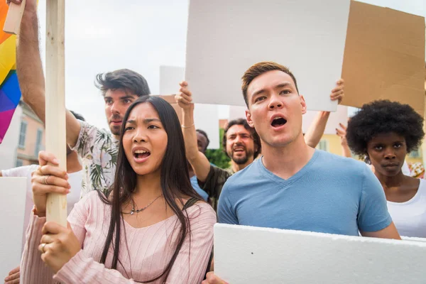 Activists demonstrating against social issues — Stock Photo, Image