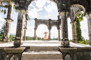 Bali su Sarayı 'nda güzel kız