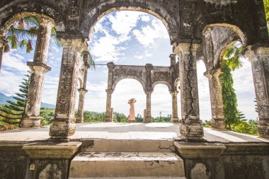 Bali su Sarayı 'nda güzel kız