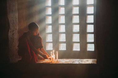 Bagan, Myanmar. 28 Şubat 2019. Yerel küçük bu portre