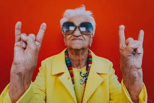 Funny grandmother portraits. Senior old woman dressing elegant f — Stock Photo, Image