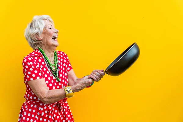 Donna Anziana Felice Giocosa Che Diverte Ritratto Una Bella Signora — Foto Stock