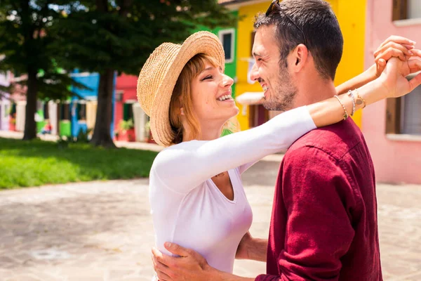 Beatiful Giovane Coppia Divertirsi Durante Visita Venezia Turisti Che Viaggiano — Foto Stock