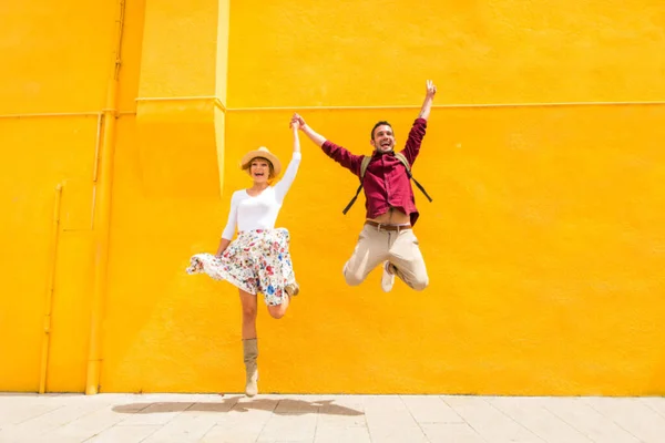 Beau Jeune Couple Qui Amuse Visitant Venise Touristes Voyageant Italie — Photo