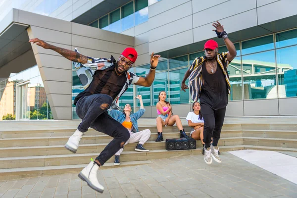 Hip Hop Crew Dancing Multiracial Group People Having Fun Outdoors — Stock Photo, Image