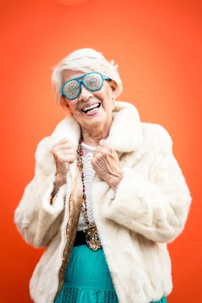 Funny Grandmother Dancing Colored Background — Stock Photo, Image