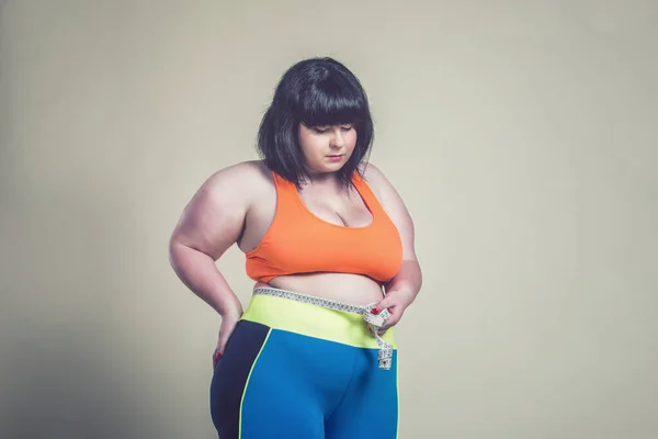 Además Mujer Tamaño Haciendo Deporte Fitness Retratos Estudio Con Chica —  Fotos de Stock