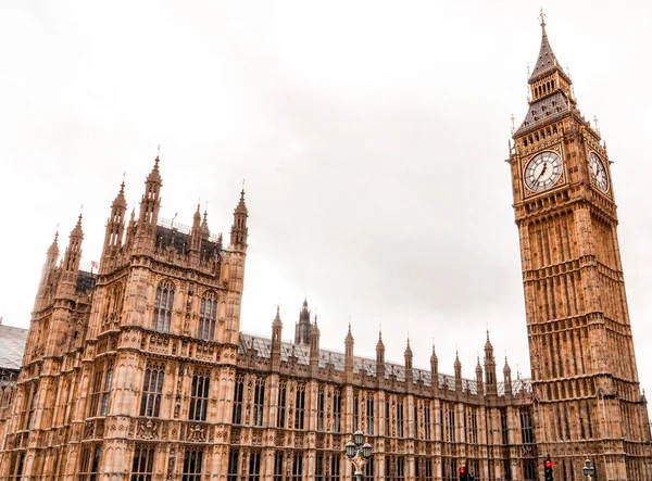 Den berömda Big Ben i London — Stockfoto