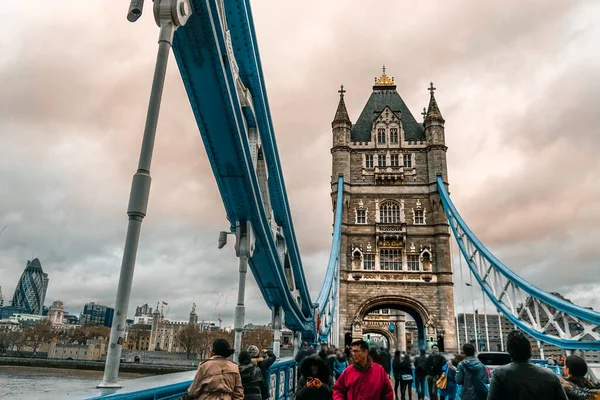 Tower Bridge i London City, Storbritannien — Stockfoto
