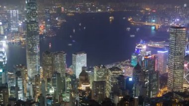 Gece vakti Hong Kong Ufuk Çizgisi Şehir Panoraması 